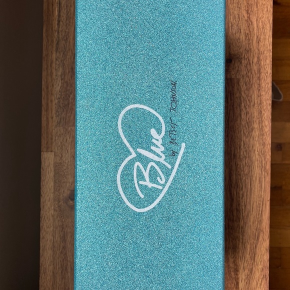 Rose Gold Betsey Johnson Flats - Picture 8 of 8